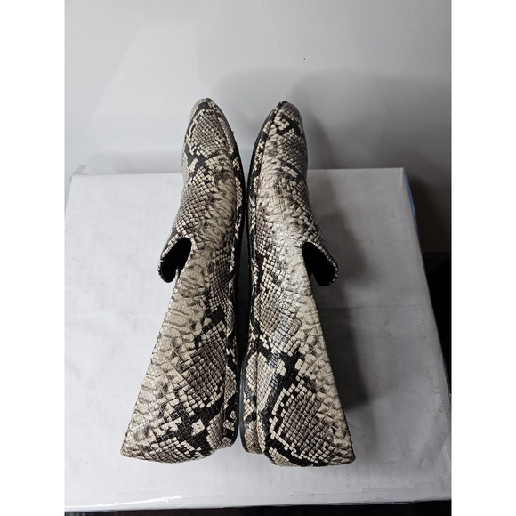 Vince Paz Snake Print Loafer flats. Leather 11?  Stylish. Comfort. - Picture 8 of 11
